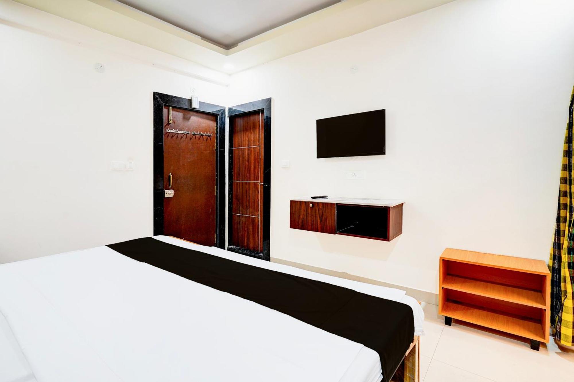 העיר בנגלור Super Hotel O Sri Vishnu Prime Opposite The Studio Salon, Kundalhalli Gate מראה חיצוני תמונה
