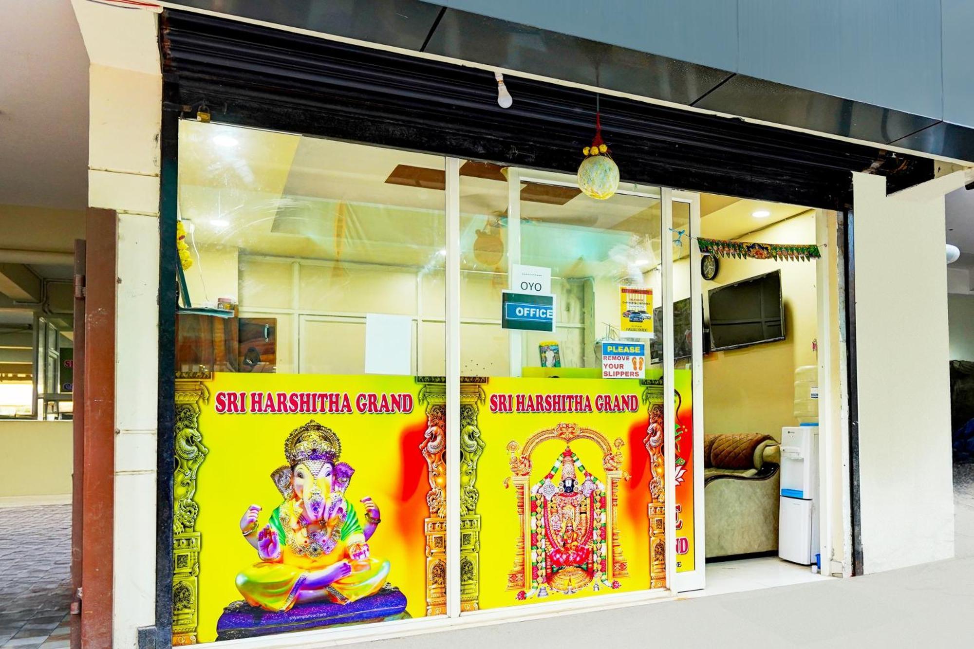 העיר בנגלור Super Hotel O Sri Vishnu Prime Opposite The Studio Salon, Kundalhalli Gate מראה חיצוני תמונה