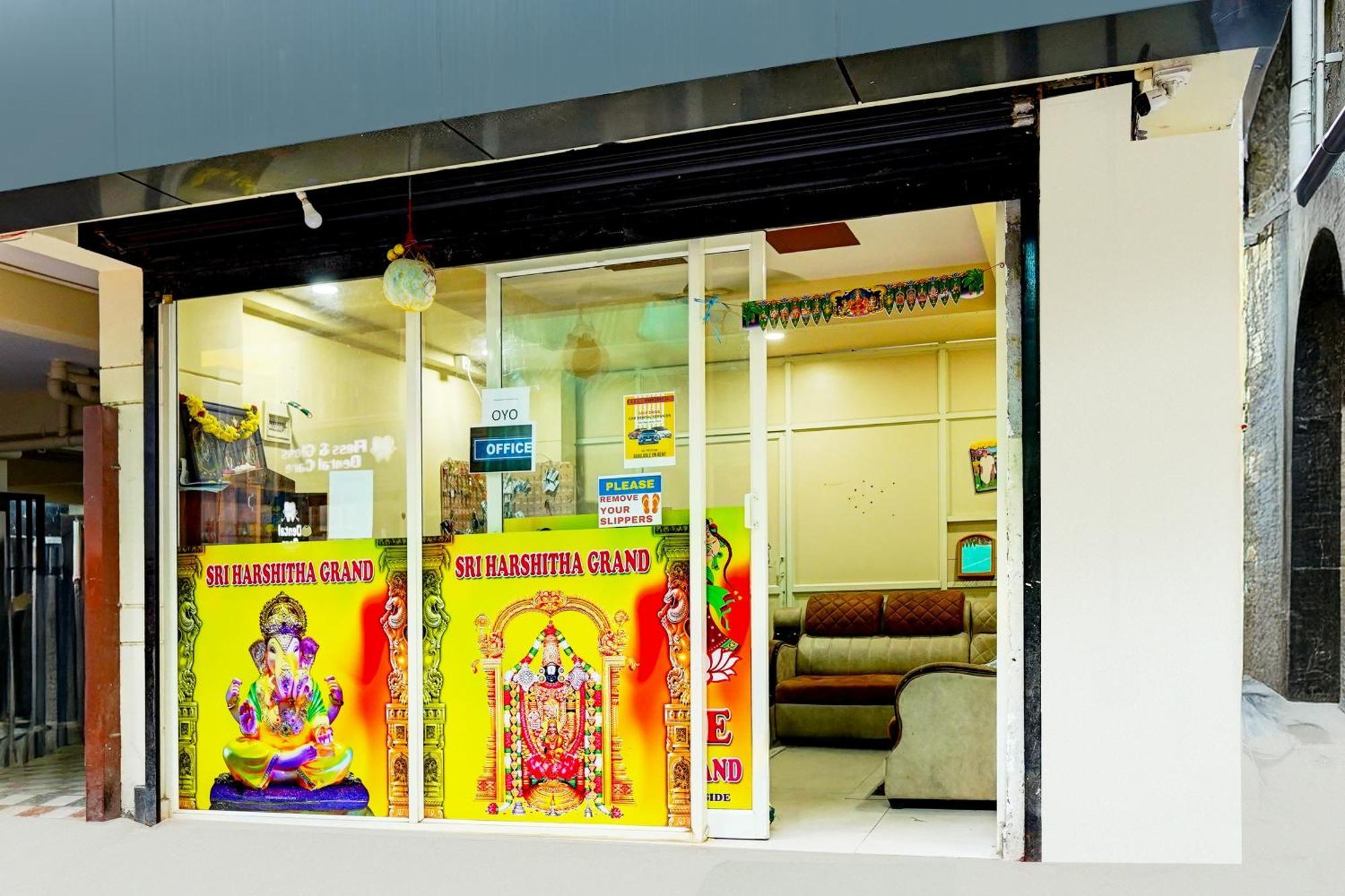 העיר בנגלור Super Hotel O Sri Vishnu Prime Opposite The Studio Salon, Kundalhalli Gate מראה חיצוני תמונה
